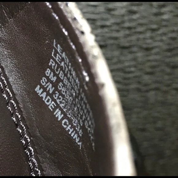 Gorgeous Tory Burch Flats - Picture 4 of 5